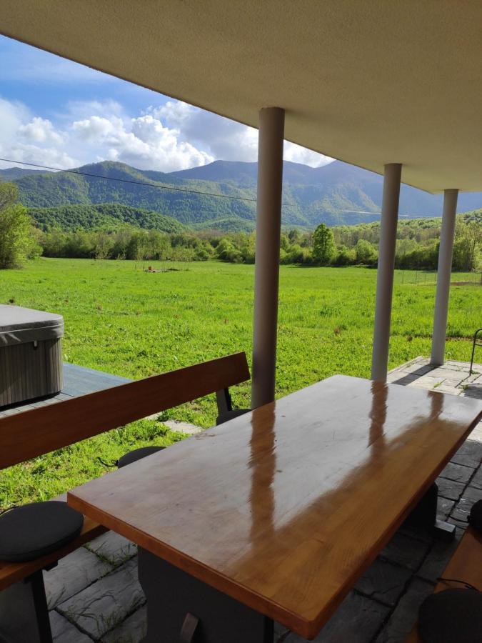 Velebit Lodge Lovinac  Eksteriør bilde